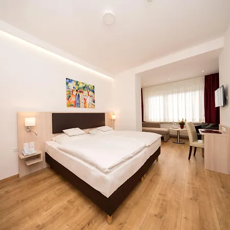 Parkhotel Pyrmont 3*