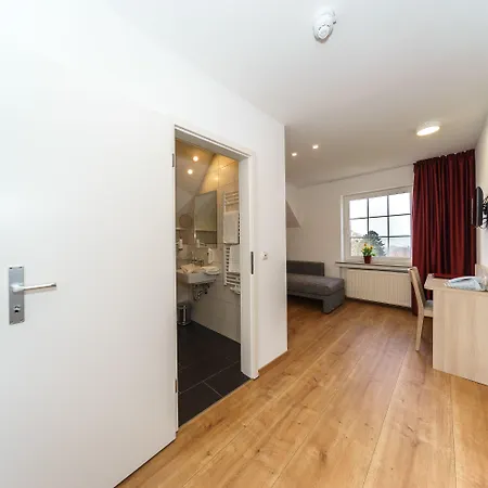 Parkhotel Pyrmont מלון 3*