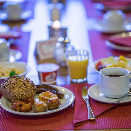 Parkhotel Pyrmont 3*