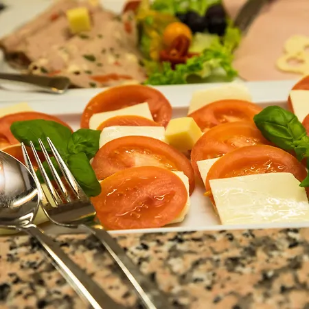 Parkhotel Pyrmont ホテル 3*