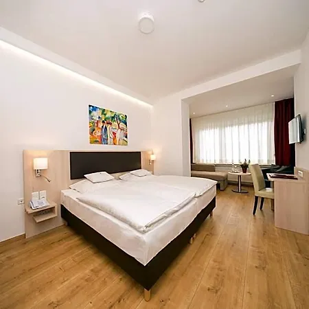Ξενοδοχείο Parkhotel Pyrmont 3*