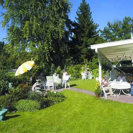 Parkhotel Pyrmont מלון 3*