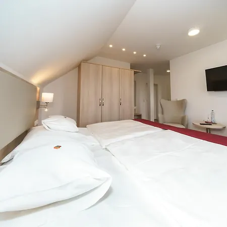 Parkhotel Pyrmont Бад-Пирмонт