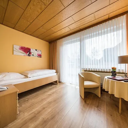 Parkhotel Pyrmont Бад-Пирмонт