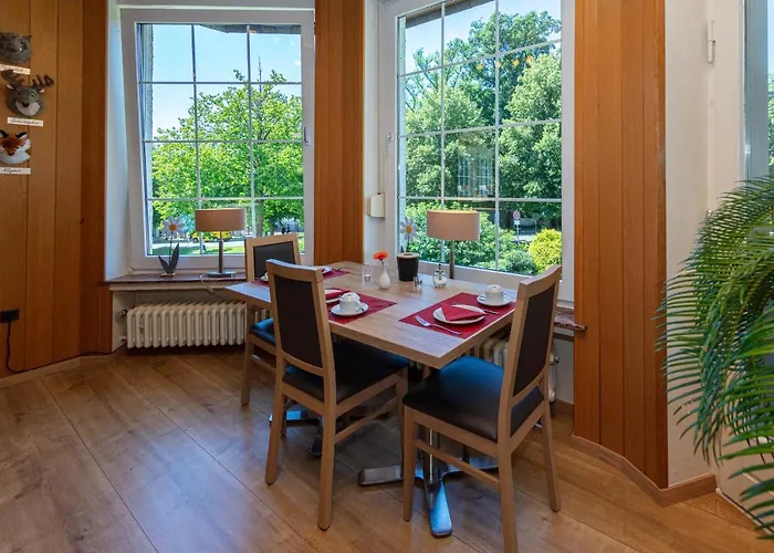 Parkhotel Pyrmont Отель Бад-Пирмонт