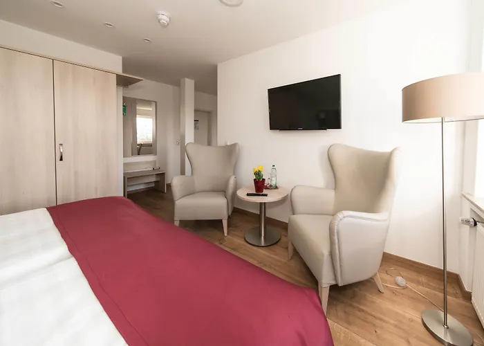 Parkhotel Pyrmont 3*