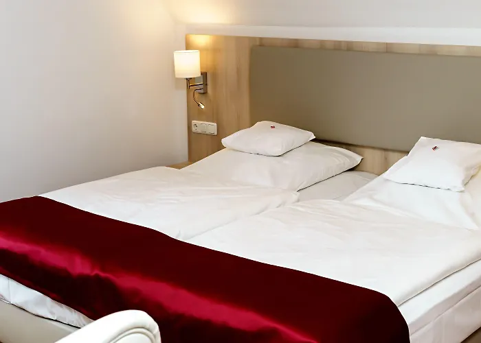 Parkhotel Pyrmont Отель Бад-Пирмонт