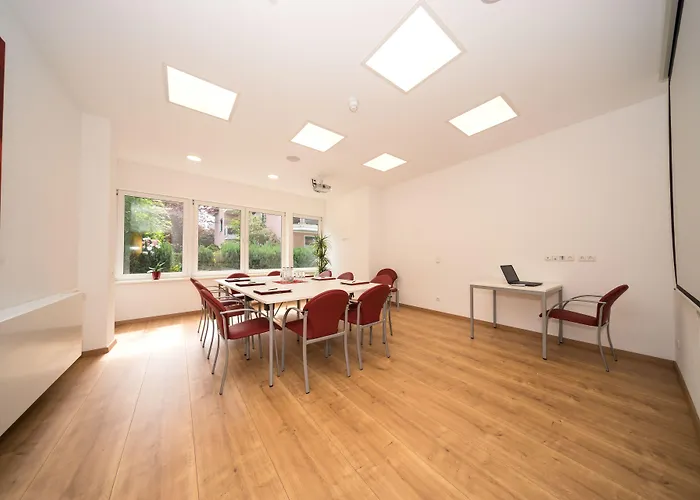 Parkhotel Pyrmont 酒店 3*