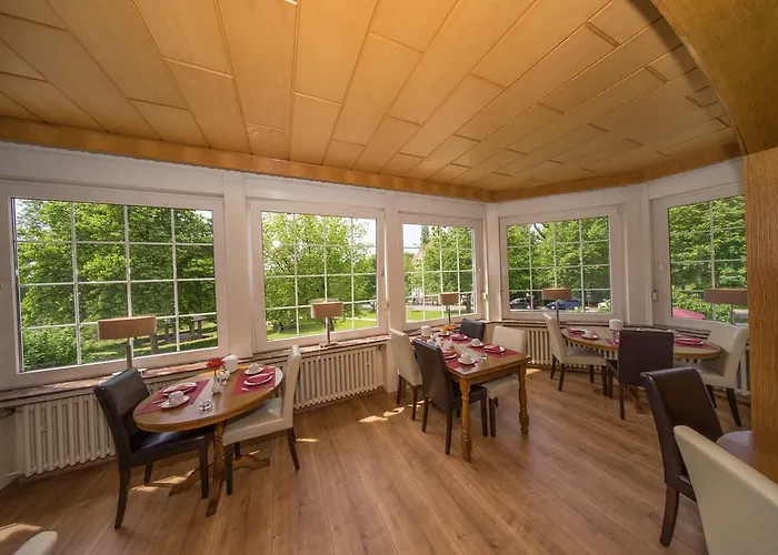 Отель Parkhotel Pyrmont Бад-Пирмонт