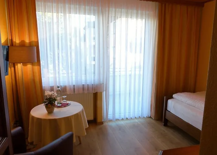 Parkhotel Pyrmont Отель Бад-Пирмонт