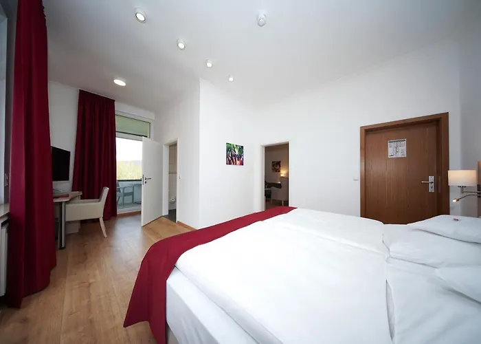 Parkhotel Pyrmont 3*